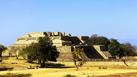 英超金靴榜上闪耀：阿圭罗184球领跑，哈兰德紧随其后，福登位列第五！